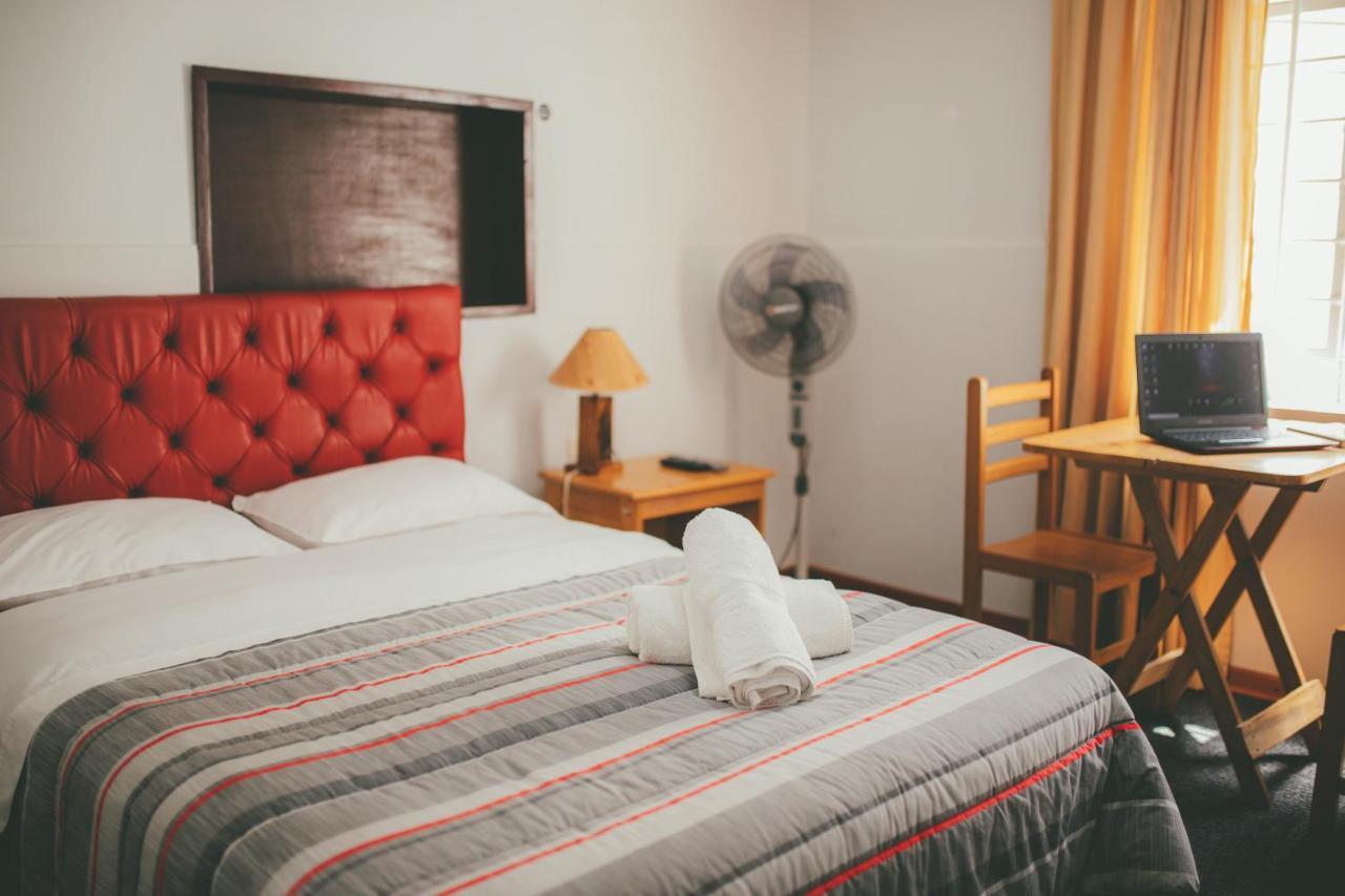 Hotel Excalibur Лима Екстериор снимка