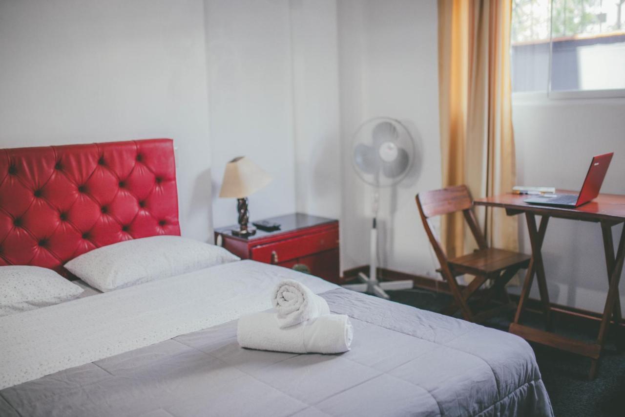 Hotel Excalibur Лима Екстериор снимка