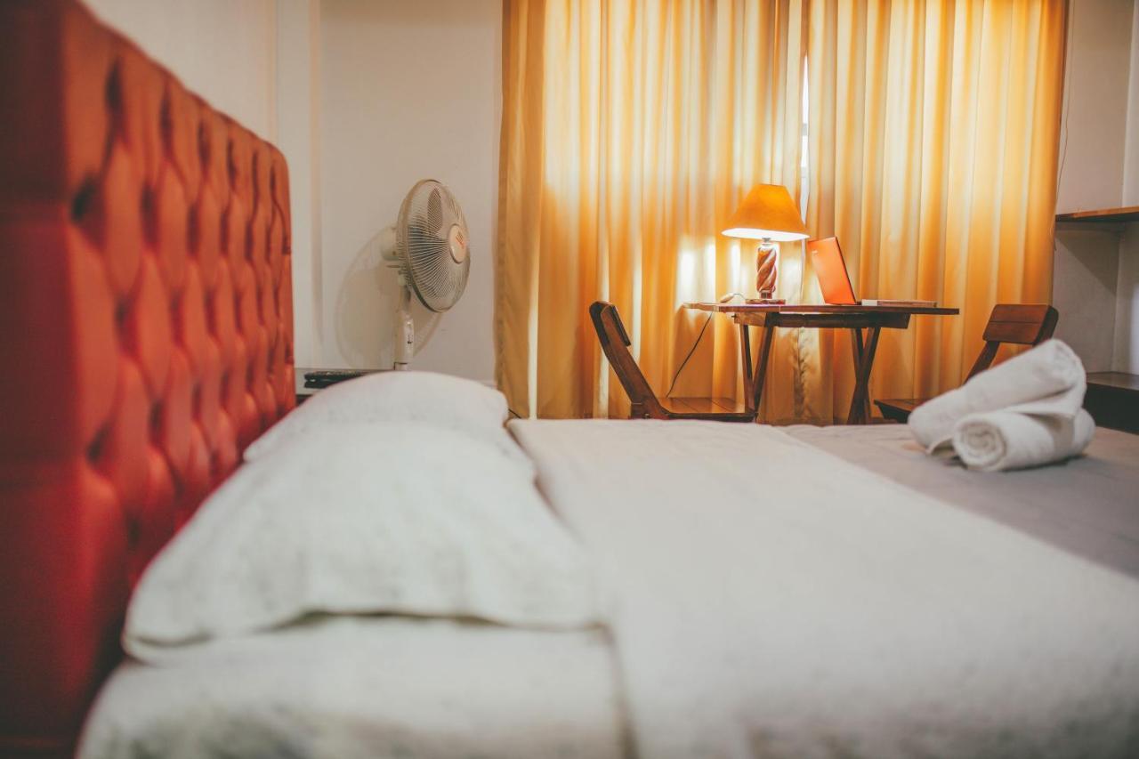 Hotel Excalibur Лима Екстериор снимка