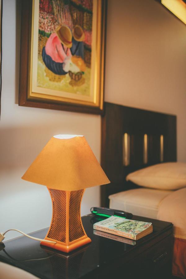 Hotel Excalibur Лима Екстериор снимка