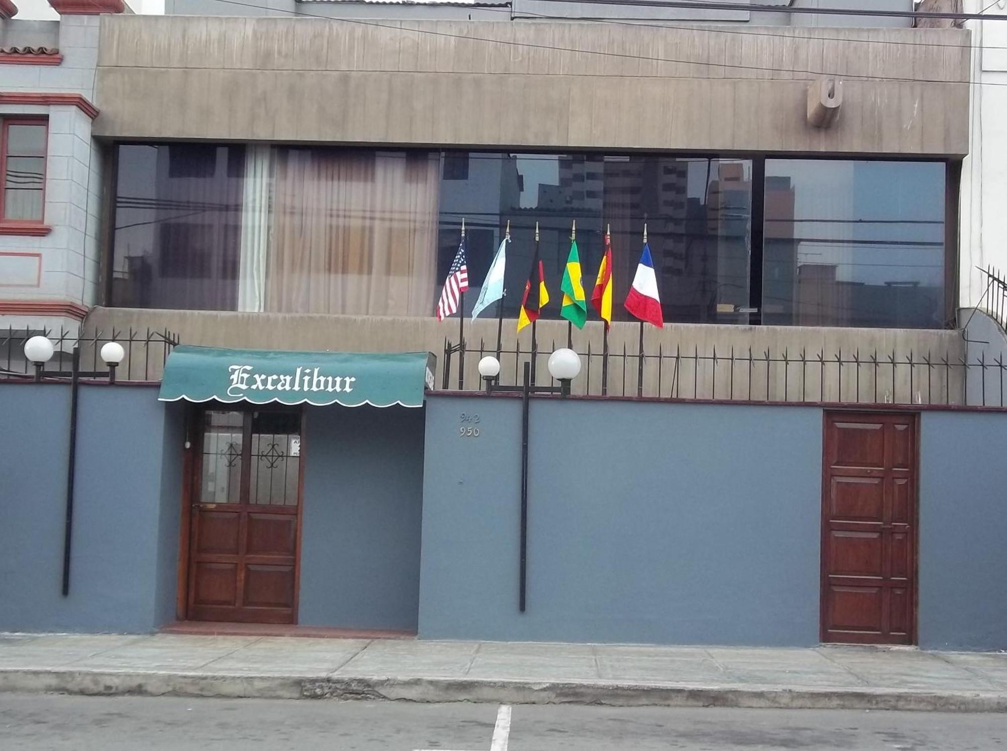 Hotel Excalibur Лима Екстериор снимка